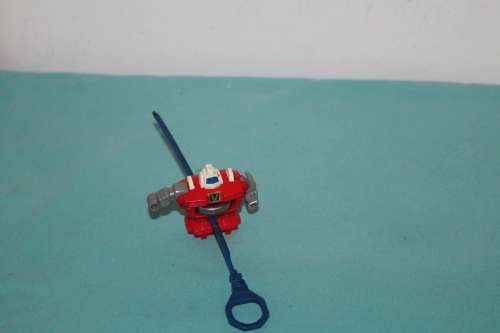 Gyro Bot with Rip Cord