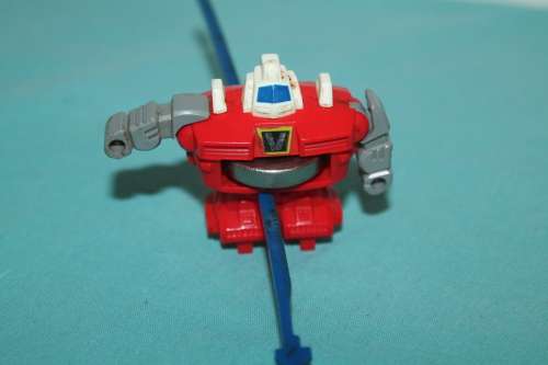 Gyro Bot with Rip Cord