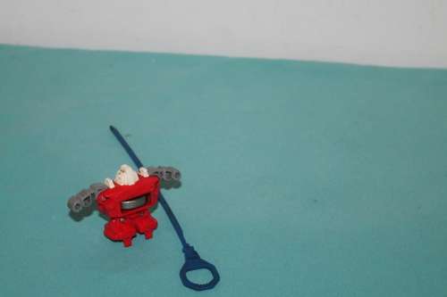 Gyro Bot with Rip Cord
