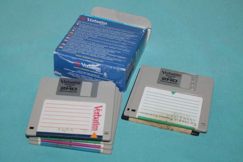 20 Stiffy Disks
