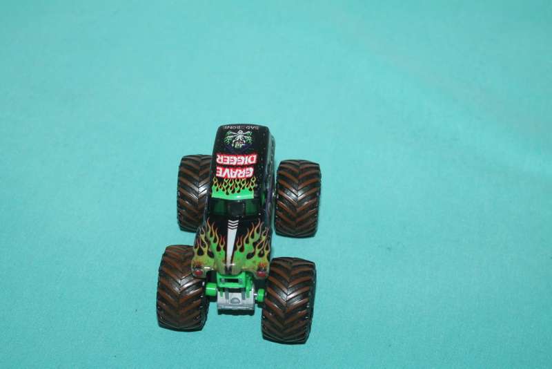 Monster Truck Grave Digger