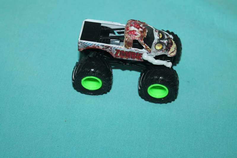 Monster Truck Zombie
