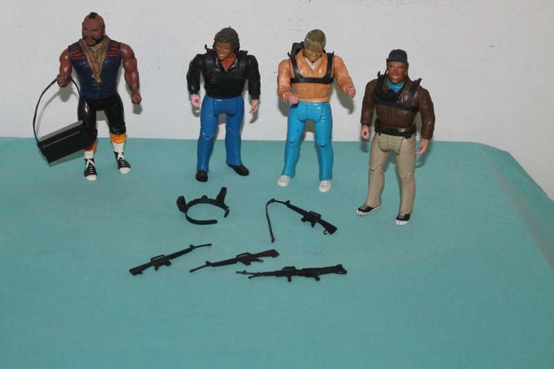 A Team 4 Figures and accessories,
