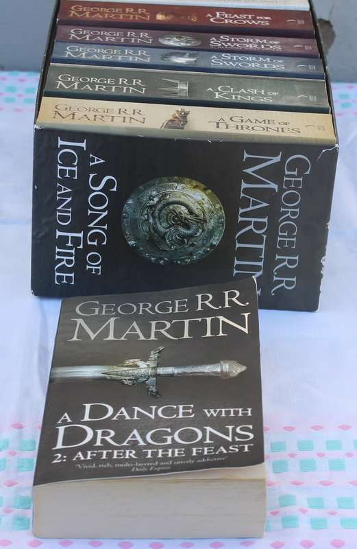 George R Martin A Song of fire & Ice 7 books