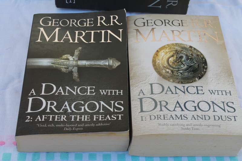 George R Martin A Song of fire & Ice 7 books
