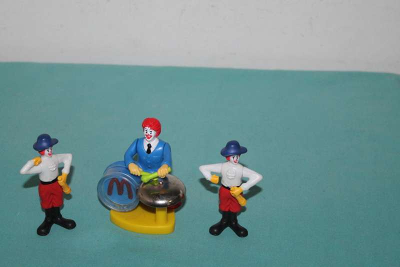 3 Macdonald Figures
