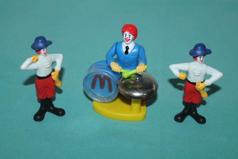 3 Macdonald Figures