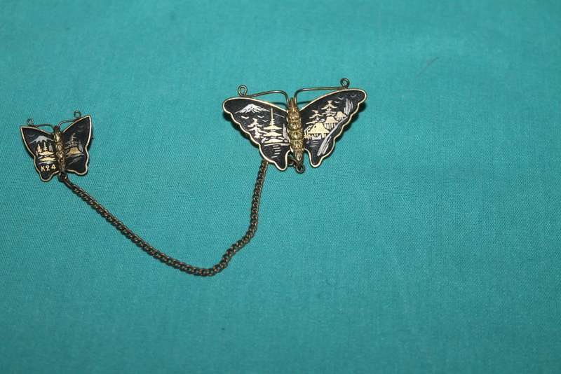 Vintage Japanese 24K Shakudo Damascene Butterfly Scatter Pin 1940`s