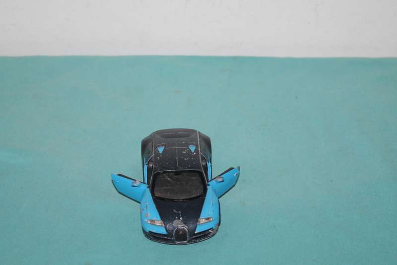 Blue & Black Metal Car