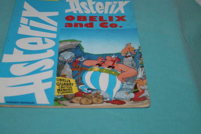 Asterix Obelix Book 22