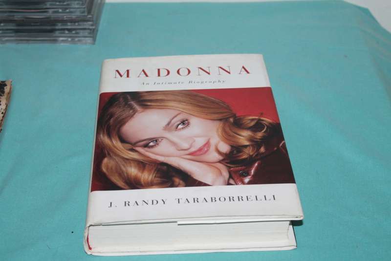 Madonna an Intimate Biography J Randy Taraborrelli