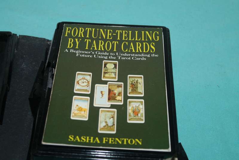 The Prediction Tarot Pack Sash Fenton