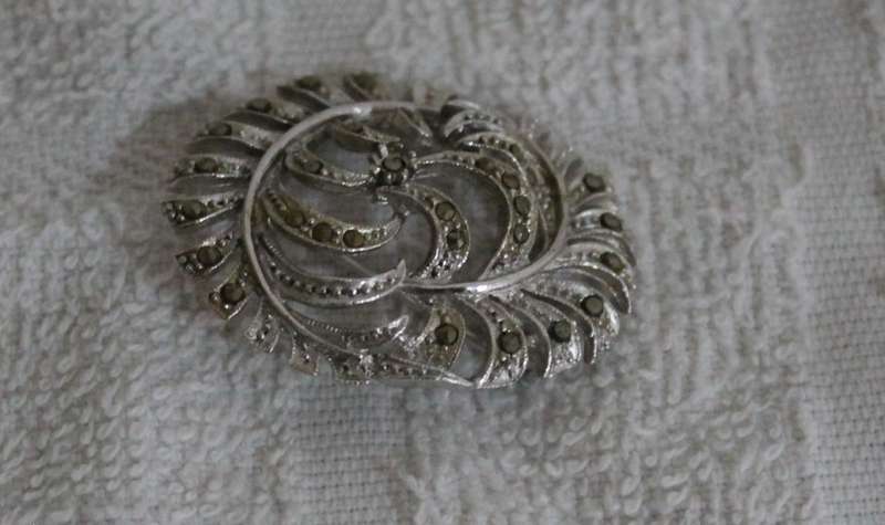 Vintage Brooch