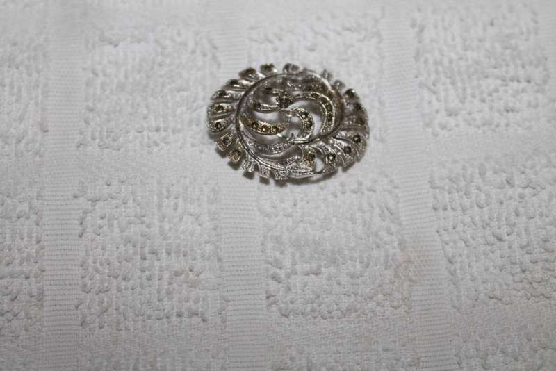 Vintage Brooch