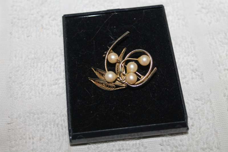 Vintage Brooch