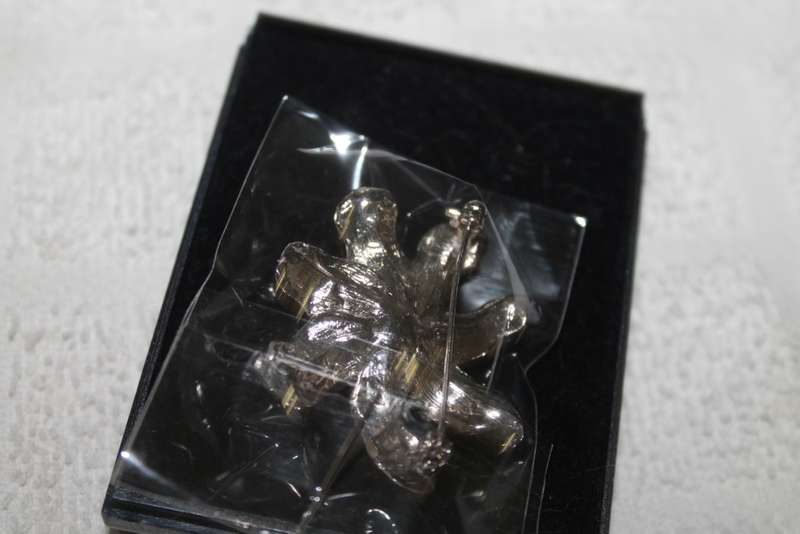 Vintage flower Brooch