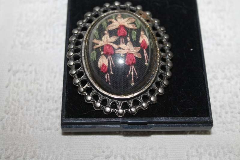 Brooch