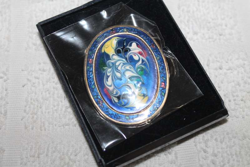 Brooch