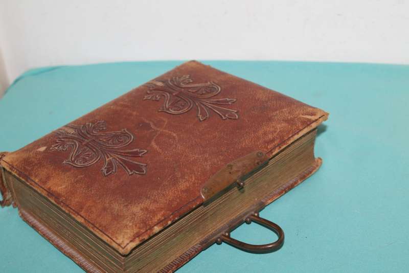 Old Photo Album with 38 black and White photos`