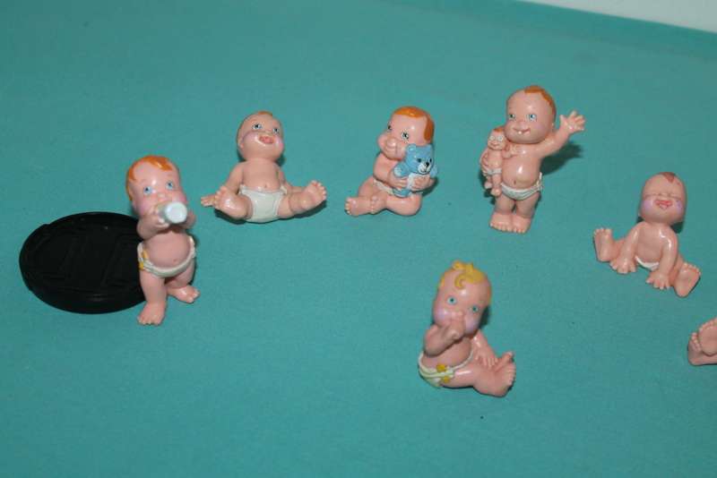 8 Diaper Babies
