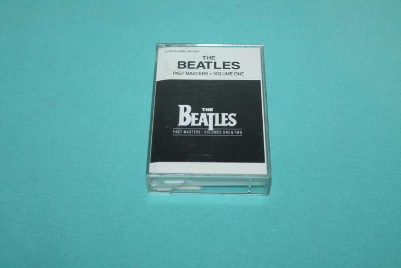 The Beatles Past masters Vol 1 cassette