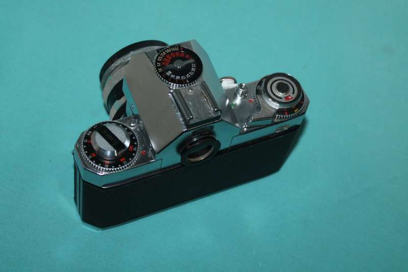Icarex 35 CS Film Camera with leather case