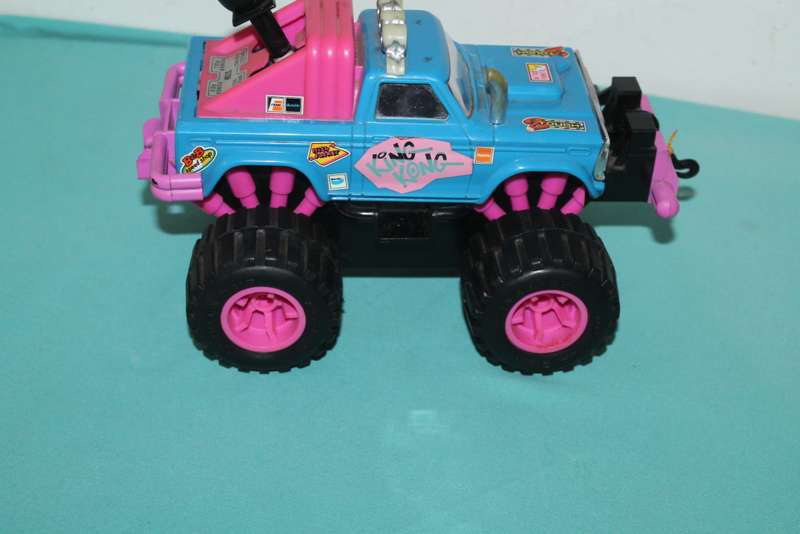 1985 Lanard Toys King Kong Jeep