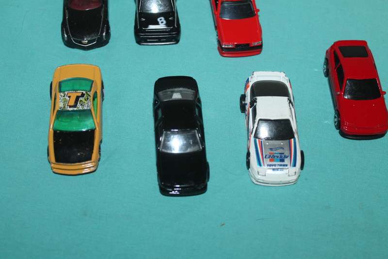 7 Hot wheels NO 2
