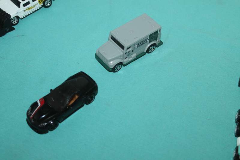 8 Matchbox Cars No 6