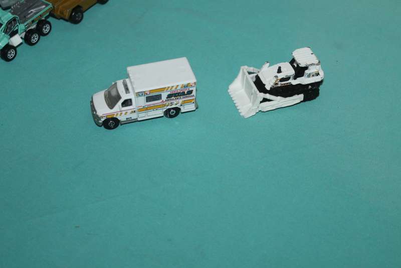 8 Matchbox Cars No 6