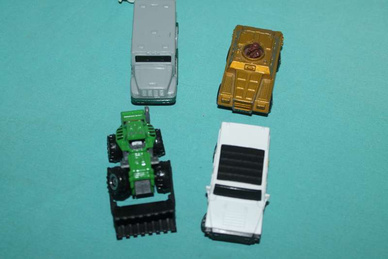 8 Matchbox Cars No 6