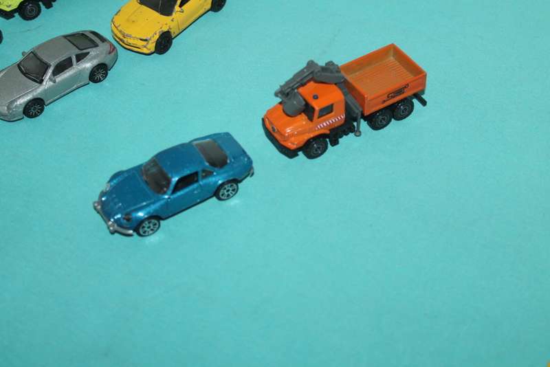 7 Majorette Cars No 7