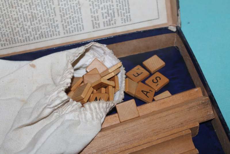 Scrabble Wooden Pieces