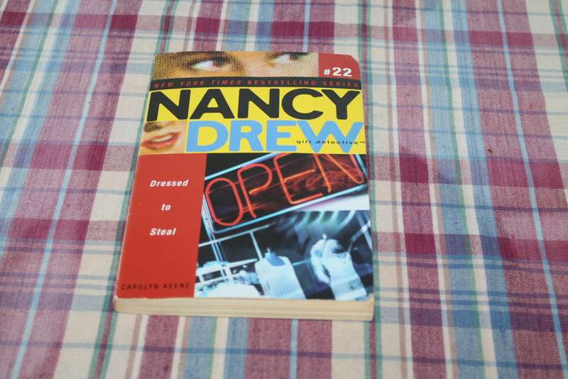Nancy Drew Dressed to Steal Carolyn Keene