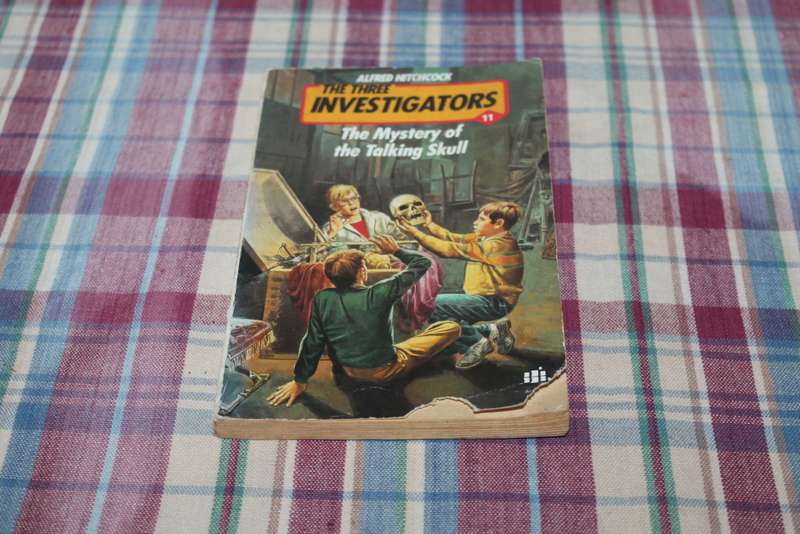 Alfred Hitchcock The Three Investigators Talking Skull