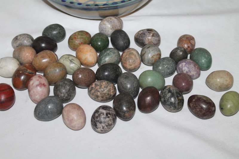 40 Stone eggs for decor