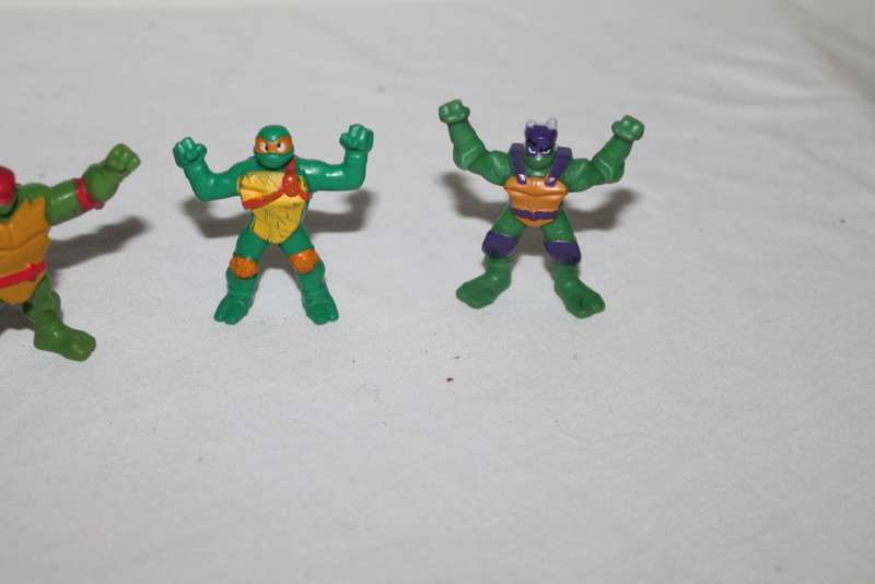 4 Miniature TMNT