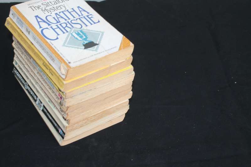 10 Agatha Christie Books No 2