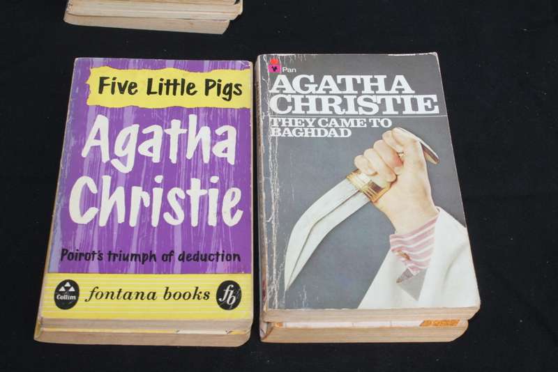 10 Agatha Christie Books No 2