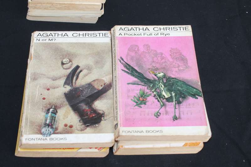 10 Agatha Christie Books No 2