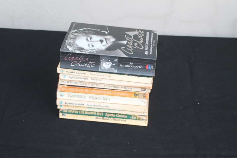 10 Agatha Christie Novels NO 4