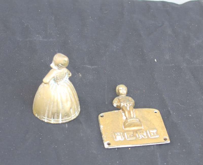 2 Brass Figures