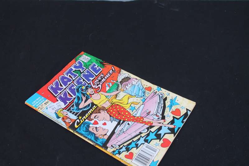 Katy Keene 2 comic books