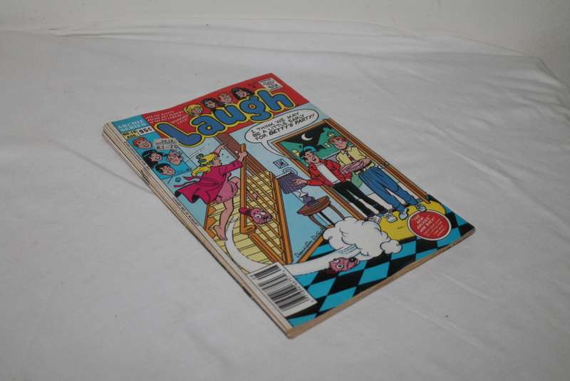 5 Archie Laugh Comic`s