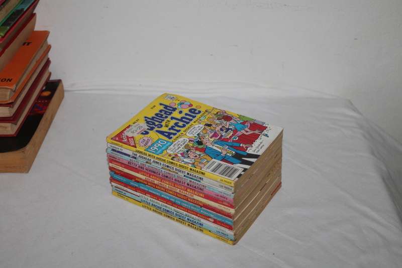 12 Archie Comic`s