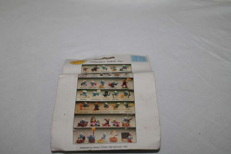 Sealed Boxed Smurf  Schooltable