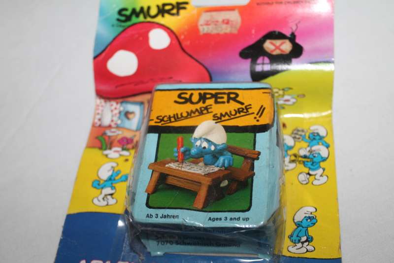 Sealed Boxed Smurf  Schooltable