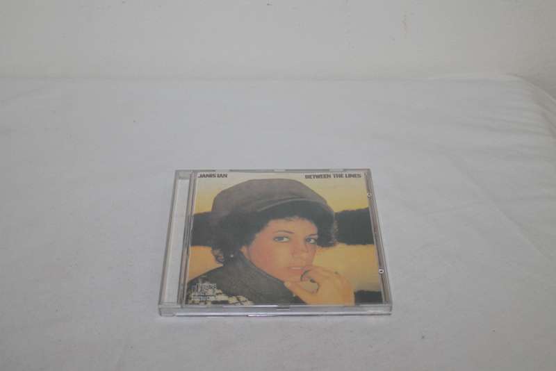 Janis Ian Between the lines