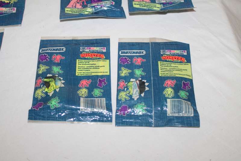 8 Sealed Packets Monsters in your Pocket