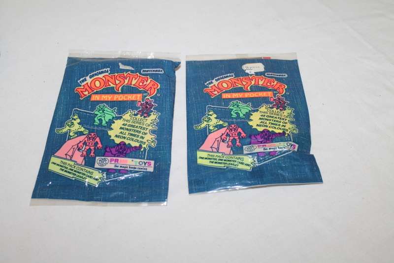 8 Sealed Packets Monsters in your Pocket